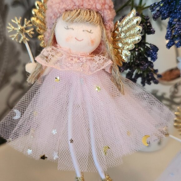 Christmas Angels - Picture 2 of 5